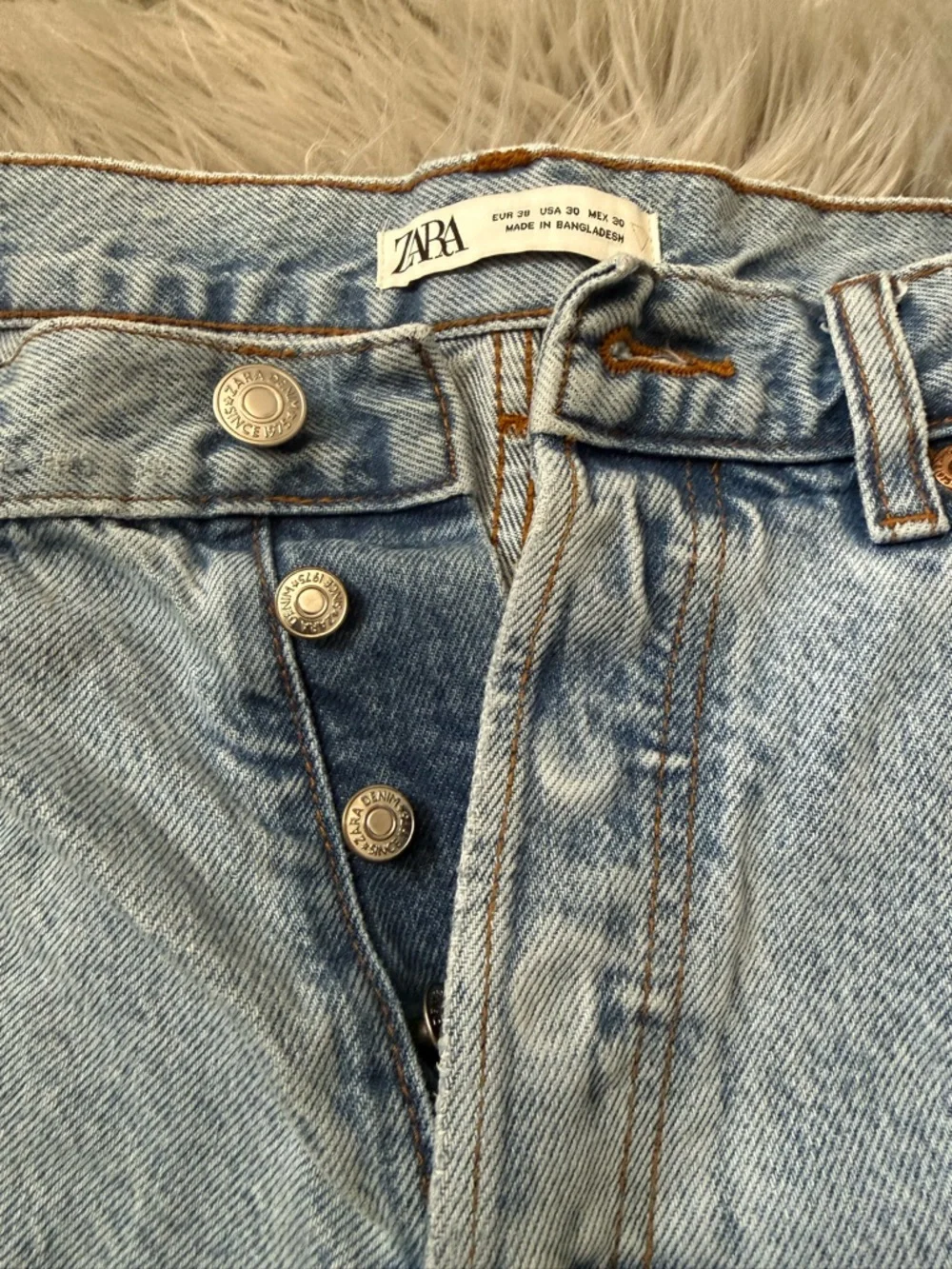 ZARA Baggy Fit Denim Bermuda Shorts Size 30